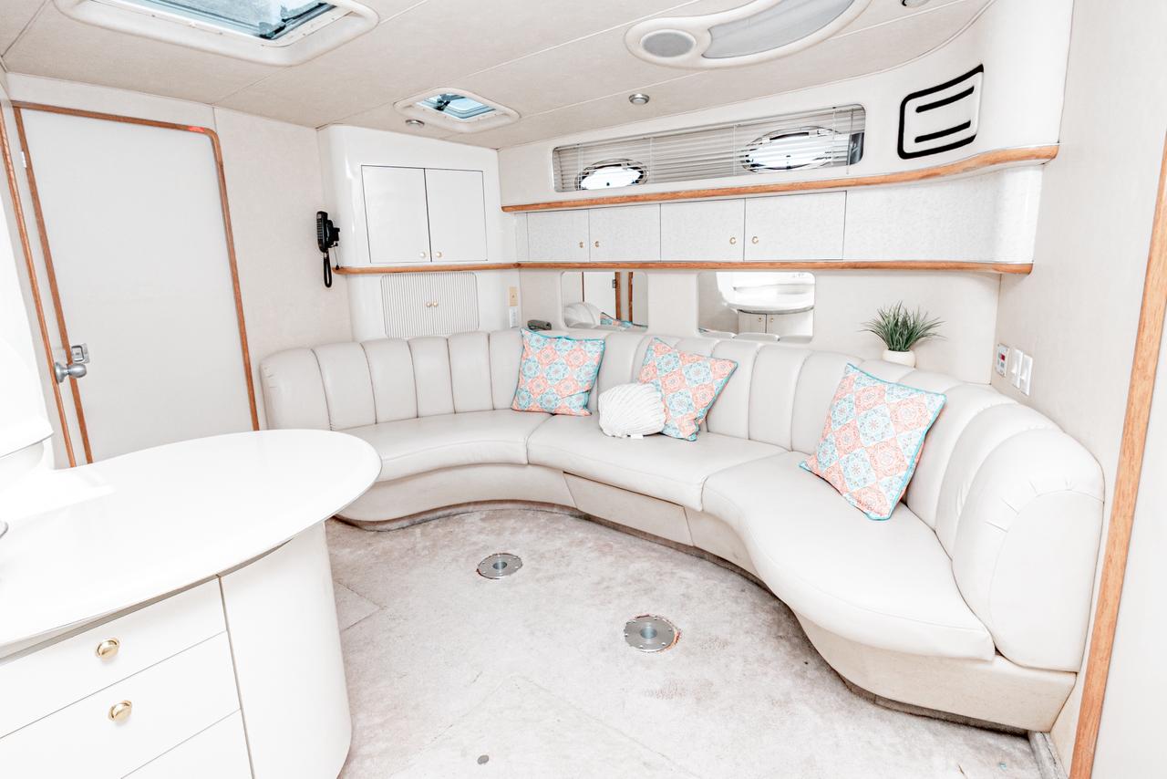 Sea Ray 45 ft Blanco