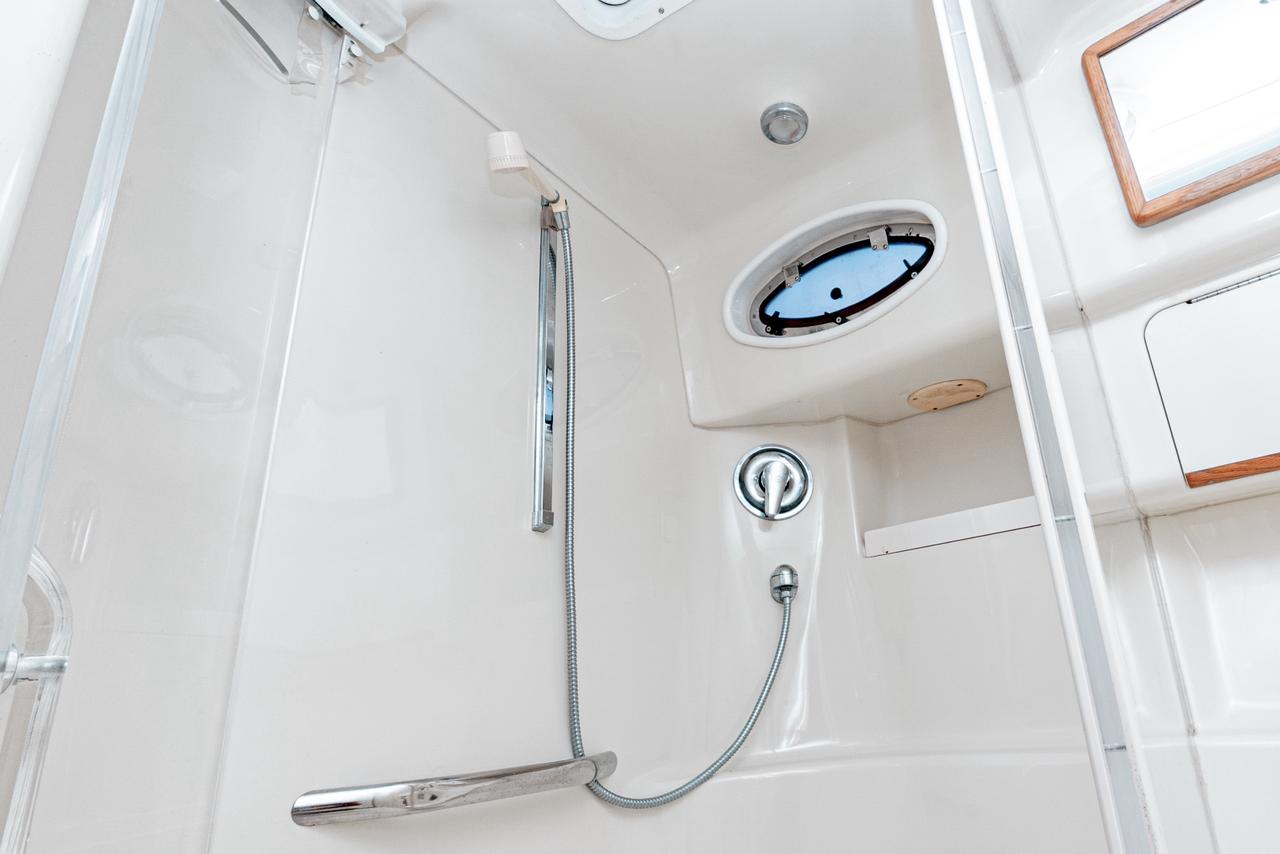 Sea Ray 45 ft Blanco