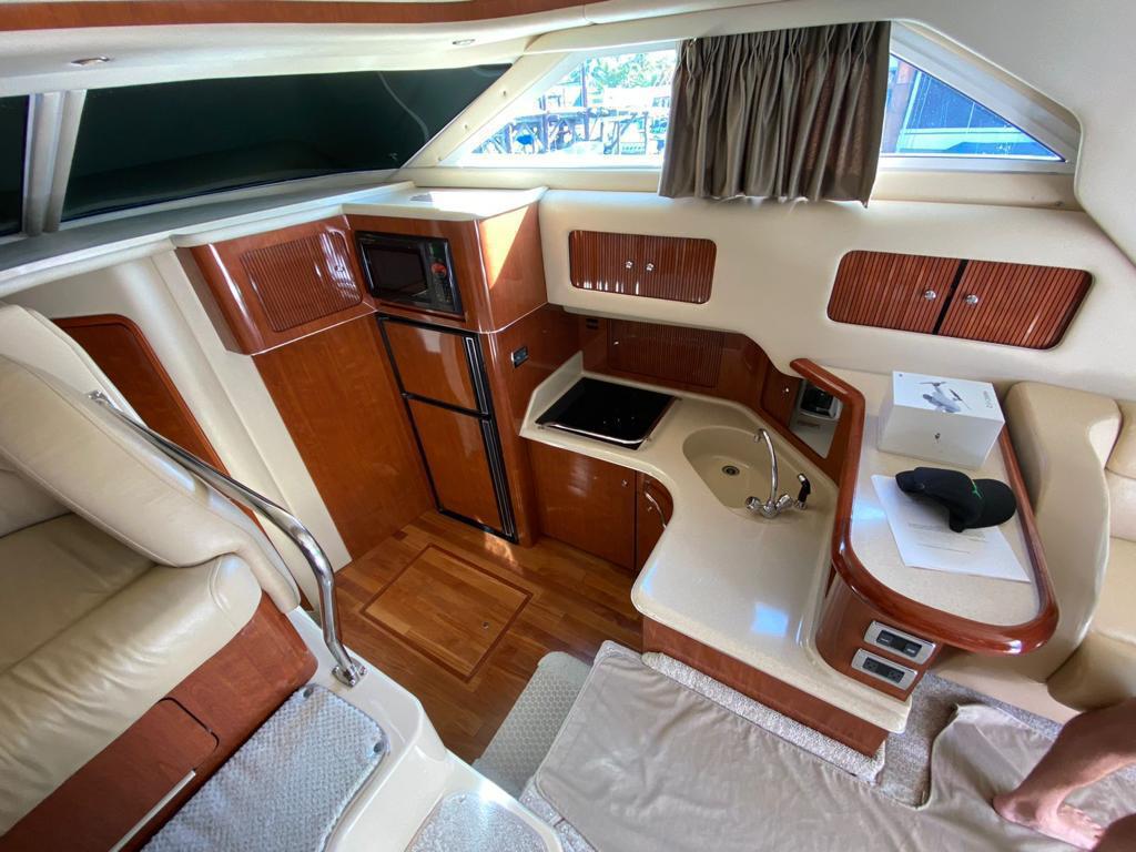 Sea Ray 47 ft Blanco